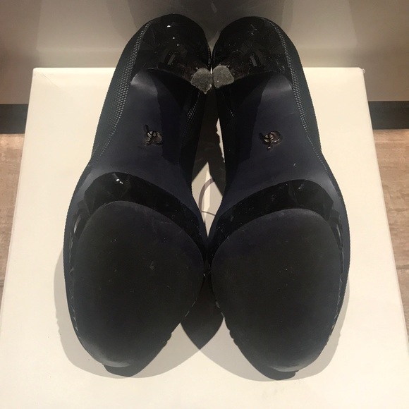 RACHEL ROY Black Textured Studded Round Toe Heels - Picture 5 of 5